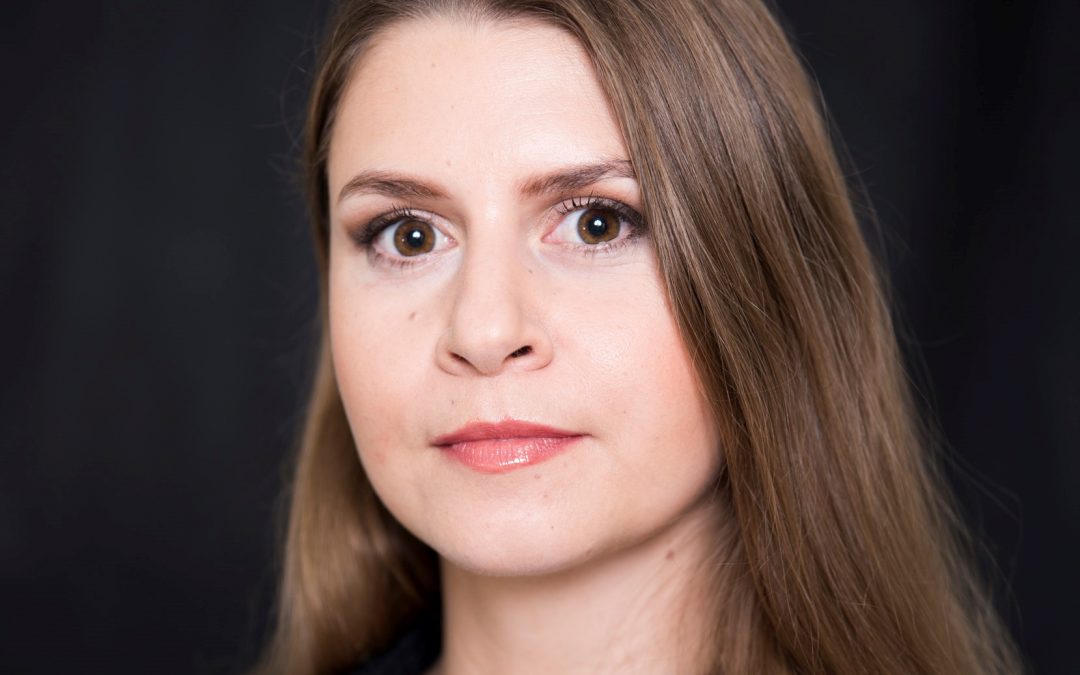dr Justyna Sarzyńska-Wawer
